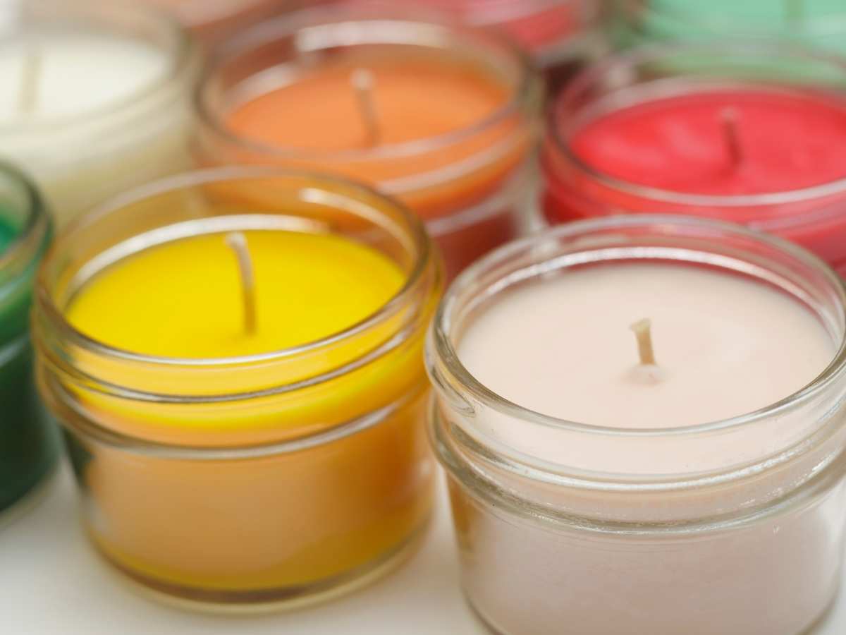 candele colorate in vetro