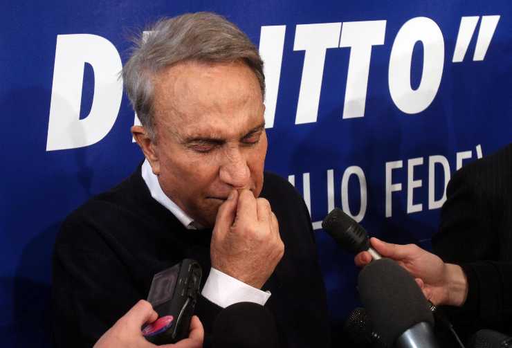 emilio fede piange ai microfoni